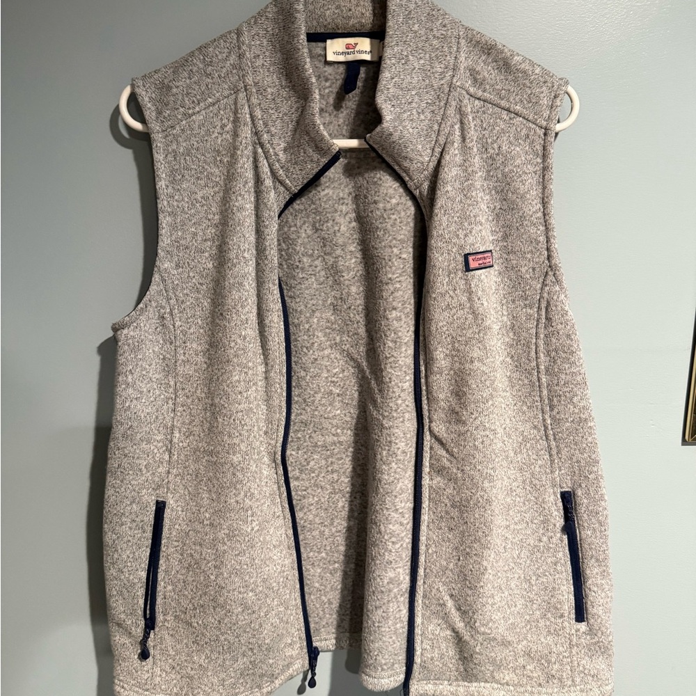 Vineyard Vines Heather Gray Vest with Navy Details